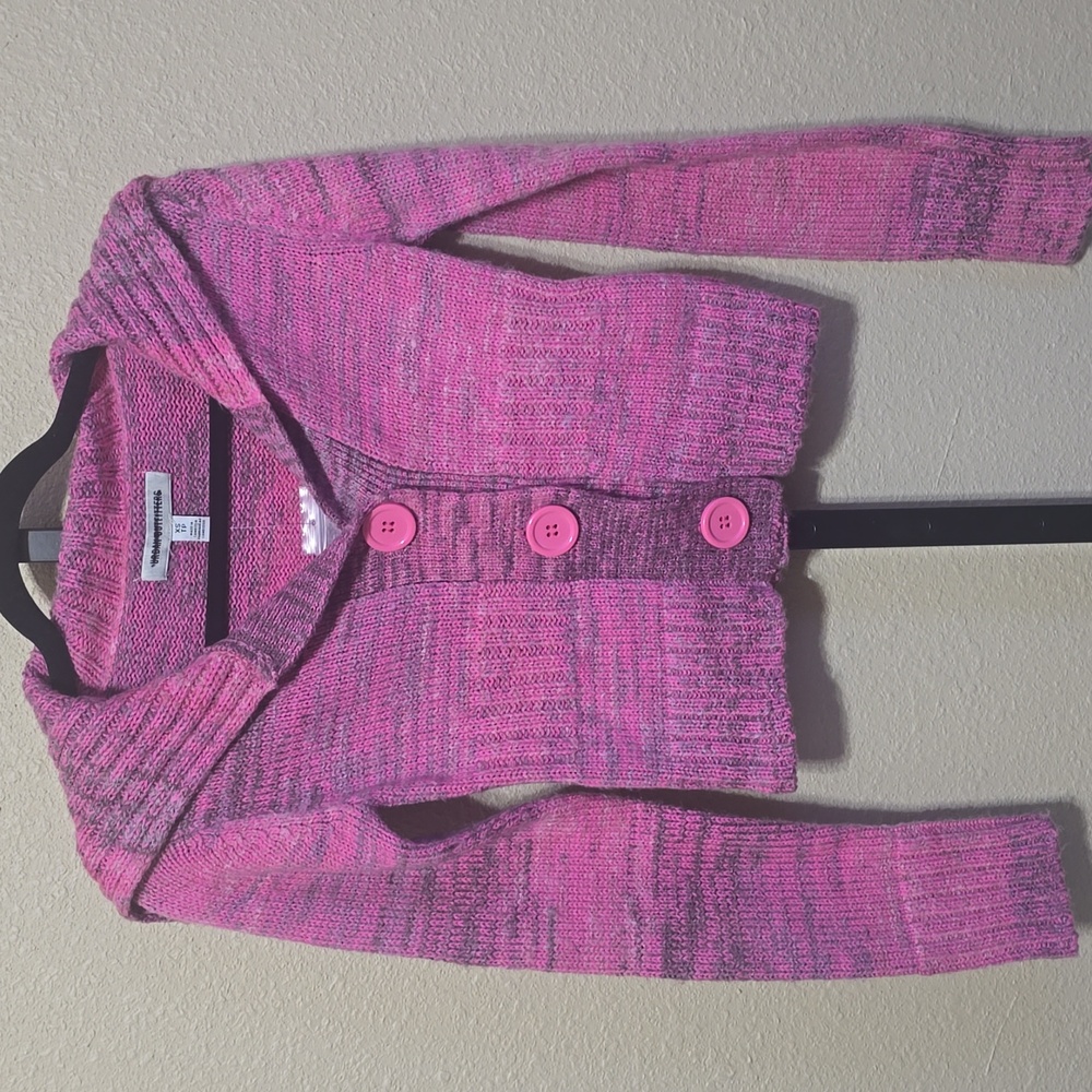 NWOT Urban Outfitters Kennedy Cropped Sweater in XS